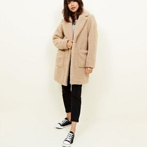 NWT New Look Cream Teddy coat